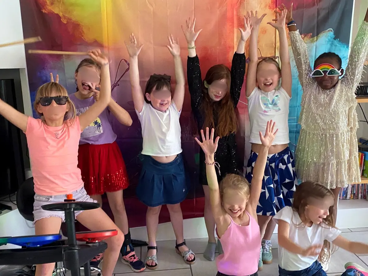 Enfants en pleine aventure immersive